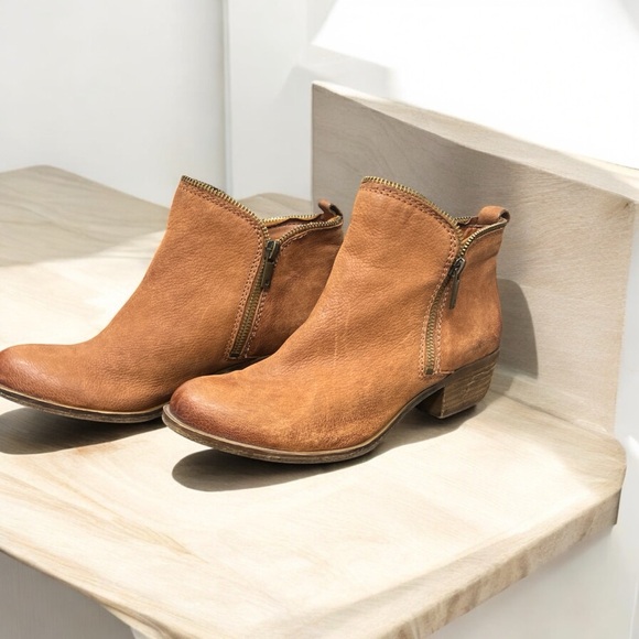 Lucky Brand Bartalino Womens Leather Zipper Booties Brown Size 8.5. Like New - Picture 2 of 6